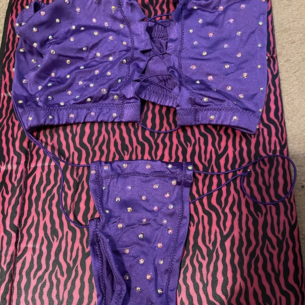 Purple Lace-Up dance wear